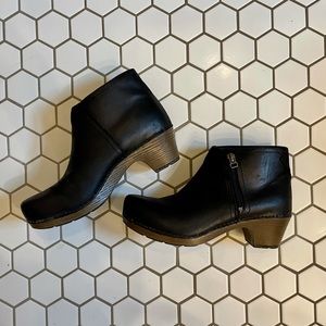 Dansko Women's Barbara Low Bootie size 8US/38